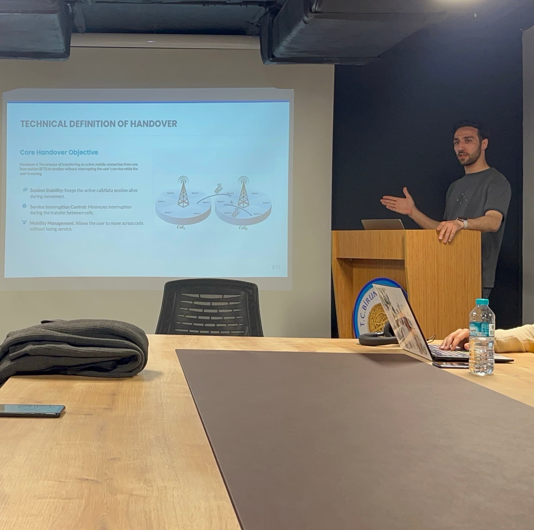 A Presentation Moment from Mobile Networks